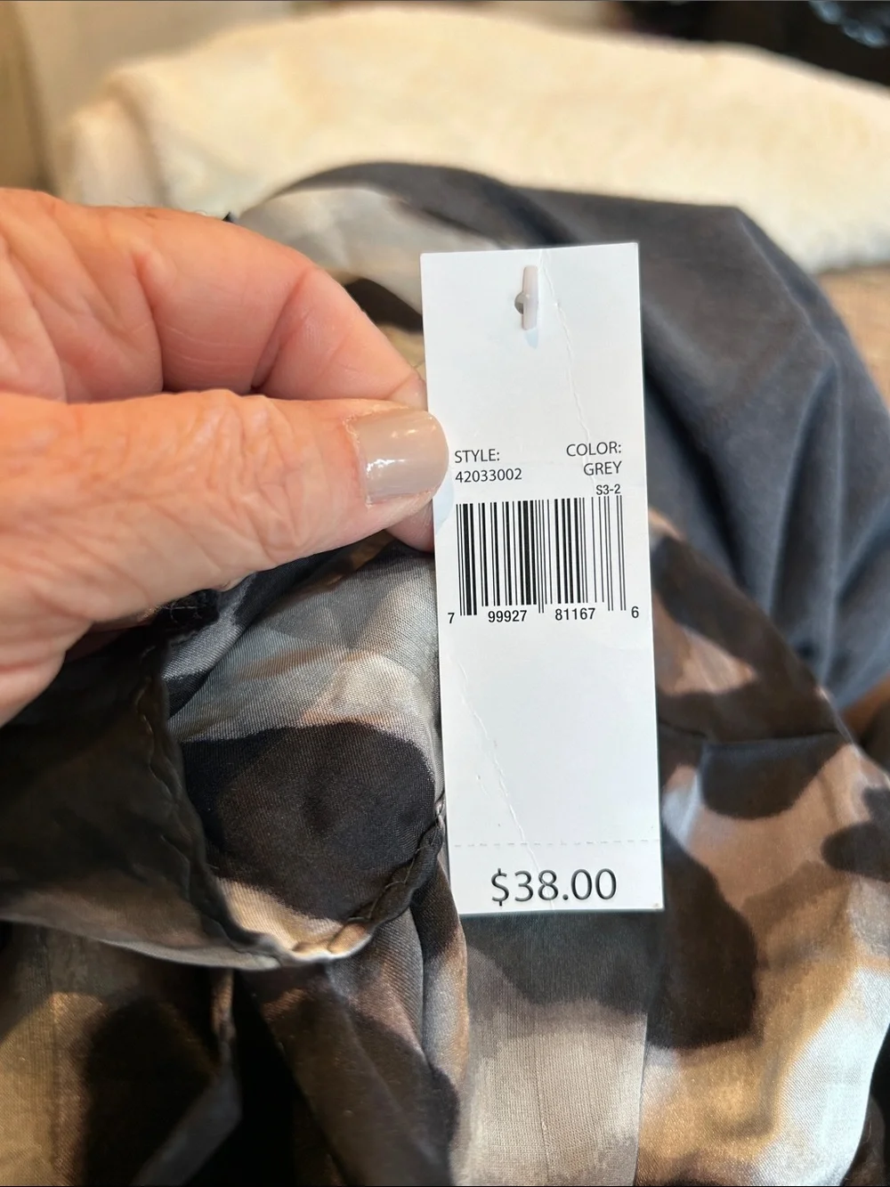 Jones New York nwt silk